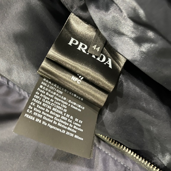 Prada Navy Gabardine Nylon jacket men’s size 44 men’s medium - Picture 11 of 12
